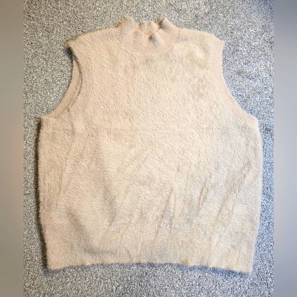 Bailey 44 Sweaters - Bailey 44 Very Soft Sweater Vest Size XL
